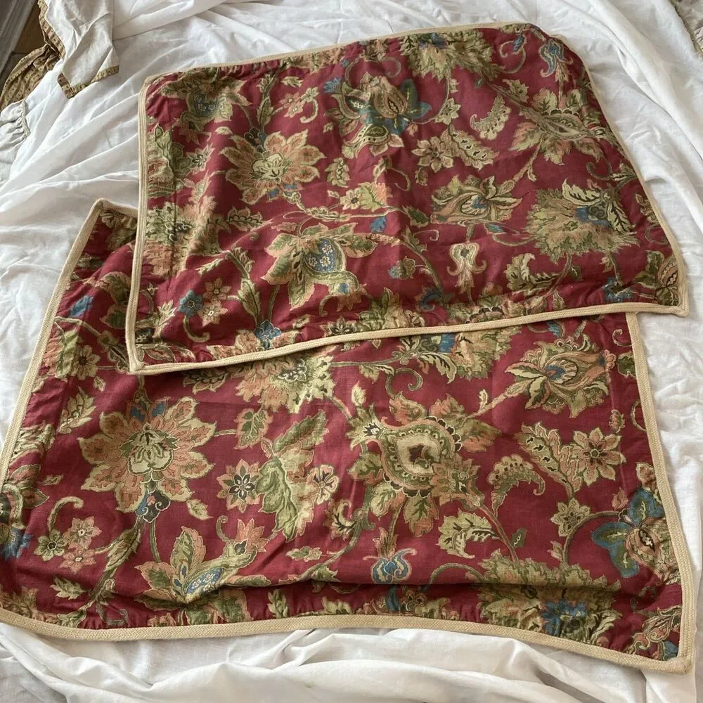 Chaps Ralph Lauren Annabelle Floral Jacobean 2 Standard Pillow Shams Red French